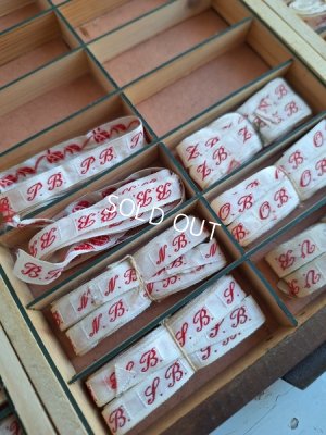 画像25: アンティークイニシャルテープキャビネット