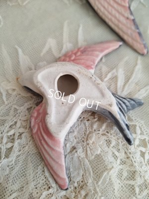 画像7: アンティーク陶器ツバメ2羽セット