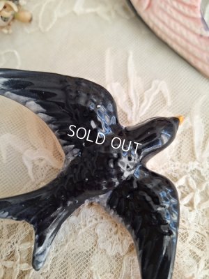 画像11: アンティーク陶器ツバメ2羽セット