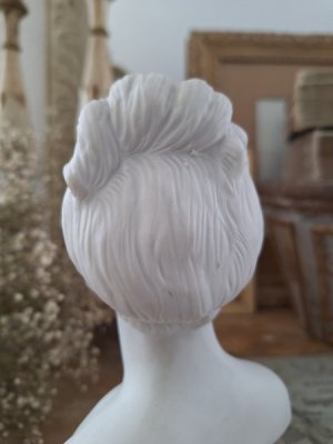 画像5: Louise Brongniar胸像