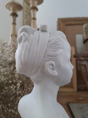 画像7: Louise Brongniar胸像