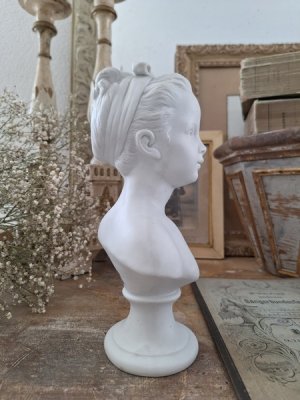 画像11: Louise Brongniar胸像