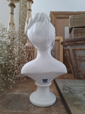 画像12: Louise Brongniar胸像