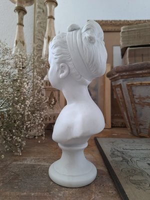 画像13: Louise Brongniar胸像