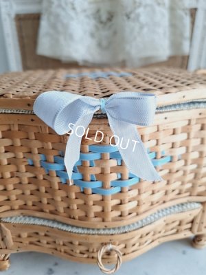 画像9: アンティークソーイングバスケット