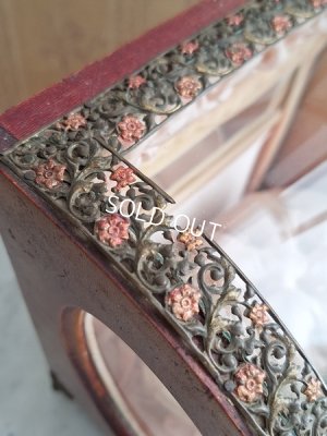 画像27: アンティークマリエガラスケース