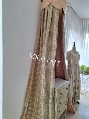画像5: アンティークカーテン付天蓋