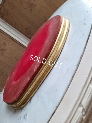 画像14: 大きな台座