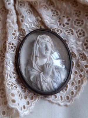 画像7: アンティークマリア小さなメダイヨン