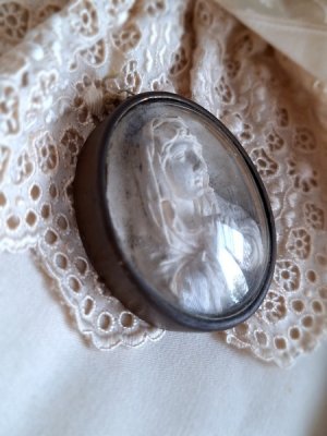 画像11: アンティークマリア小さなメダイヨン