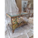 画像: マリエクッション付ガラスケース