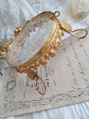 画像16: アンティークマリエガラス製台座