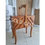 画像: 小さな猫脚ソーイングボックス