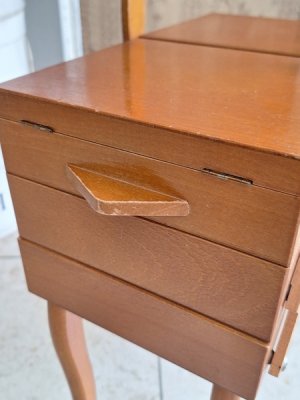 画像4: 小さな猫脚ソーイングボックス