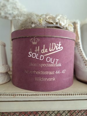 hatbox