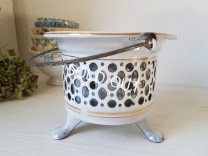 画像2: 白いホーローウォーマー