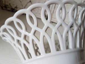 画像3: 白い陶器バスケット型フルーツコンポート