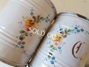 画像6: ホーロー白手描きローズとパンジー柄キャニスター