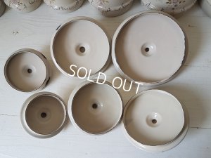 画像9: アンティークホーロー小花柄キャニスター