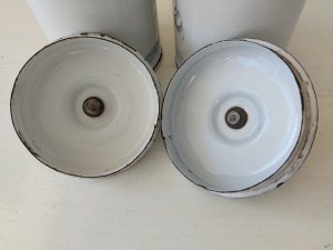 画像10: アンティークホーロー白キャニスター