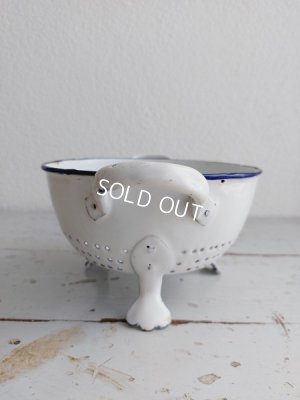 画像2: アンティークホーロー白猫脚コランダー