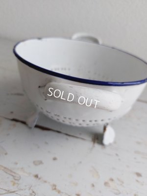 画像15: アンティークホーロー白猫脚コランダー