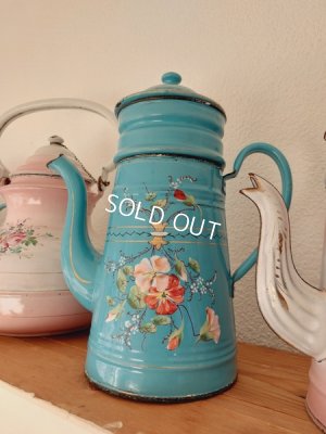 antiqueenamelcoffeepot