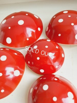 画像17: 陶器製のきのこキャニスター