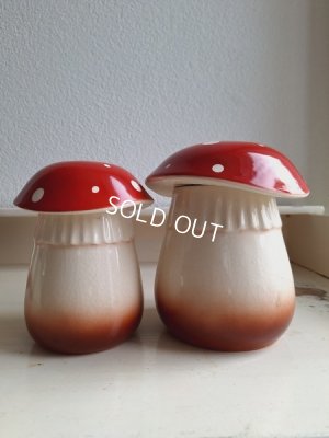画像8: 陶器製のきのこキャニスター
