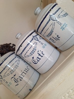 画像2: ホーローガーランド柄キャニスター3P