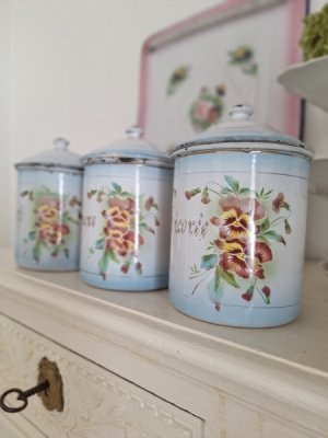 japycanisters