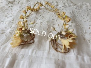 画像9: ベール付きワックスフラワーティアラ