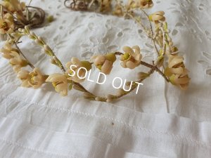 画像4: ベール付きワックスフラワーティアラ