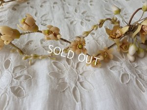 画像7: ベール付きワックスフラワーティアラ