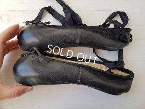 画像12: 黒いバレエシューズ
