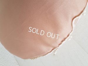 画像9: アンティークレースクッション