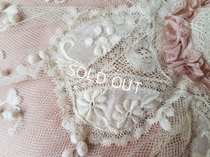 画像4: アンティークレースクッション