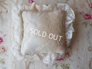 画像6: アンティークレースクッション