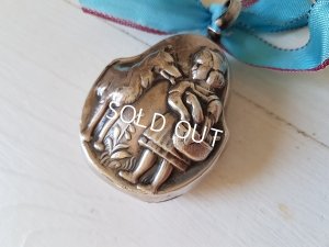 画像2: 赤ずきんちゃん柄ラトル