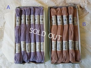 画像2: ボックス付DMCアンティーク刺繍糸セット