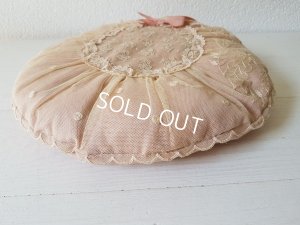 画像5: アンティークレースクッション