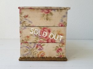 画像2: 花柄カルトナージュソーイングボックス