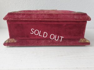 画像13: クッション付きボックス