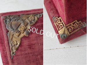 画像16: クッション付きボックス