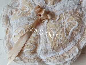 画像2: アンティ―クレースクッション