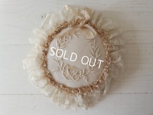 画像2: アンティークレースクッション