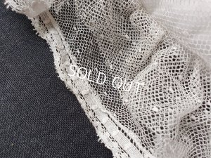 画像6: アンティークレースクッション