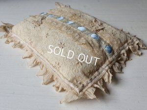 画像8: アンティークレースクッション