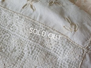 画像10: アンティークレースクッション