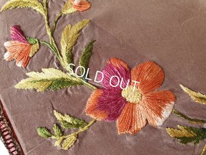 画像13: 花柄刺繍カルトナージュボックス
